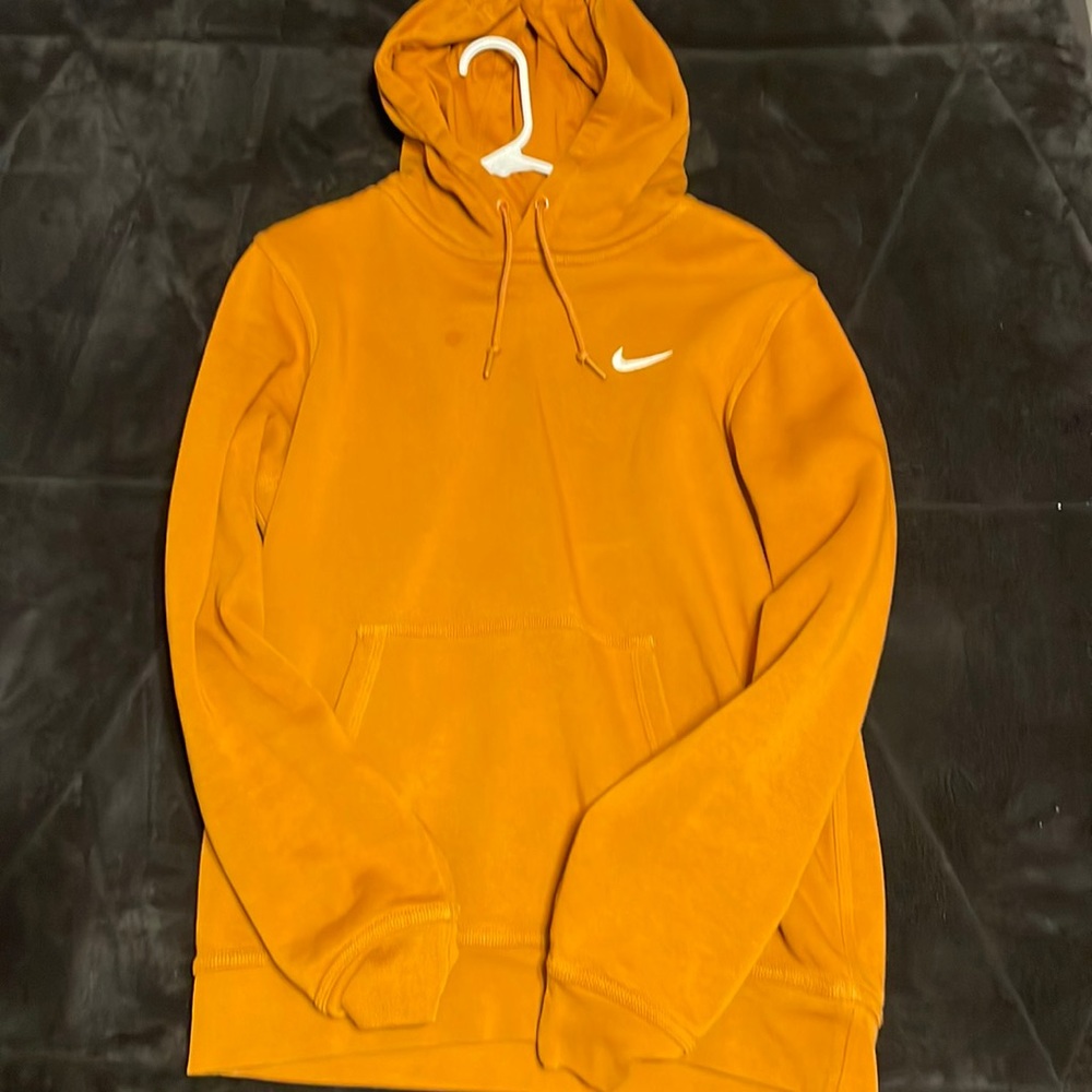 Texas brown Nike hoodie- brand new- men’s medium